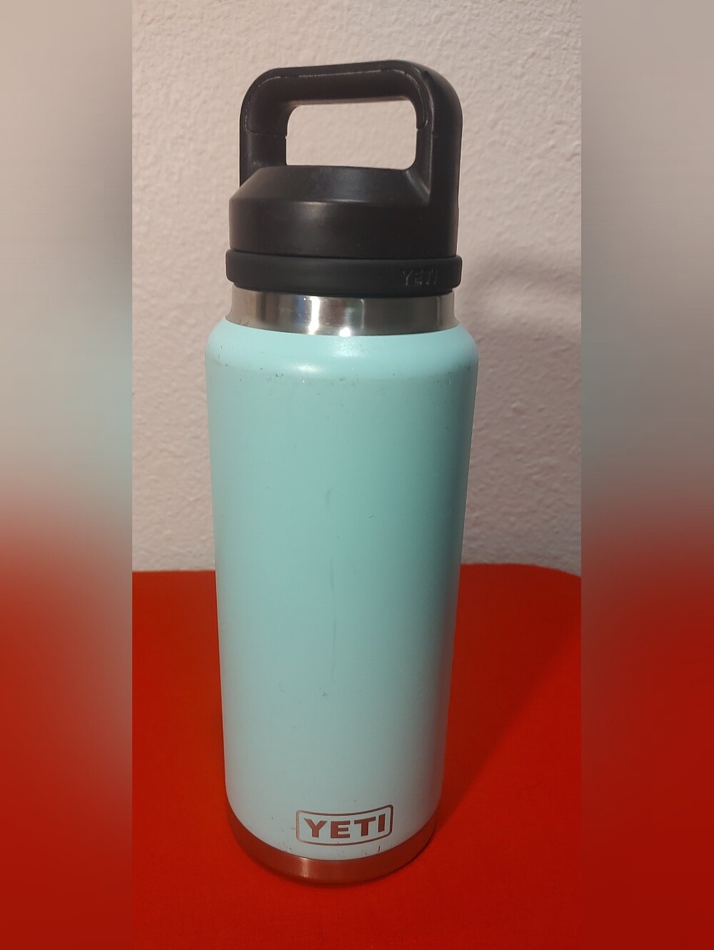 YETI Mint Green 36oz Stainless Steel Insulated Water Bottle SEE PICS Minor Dents